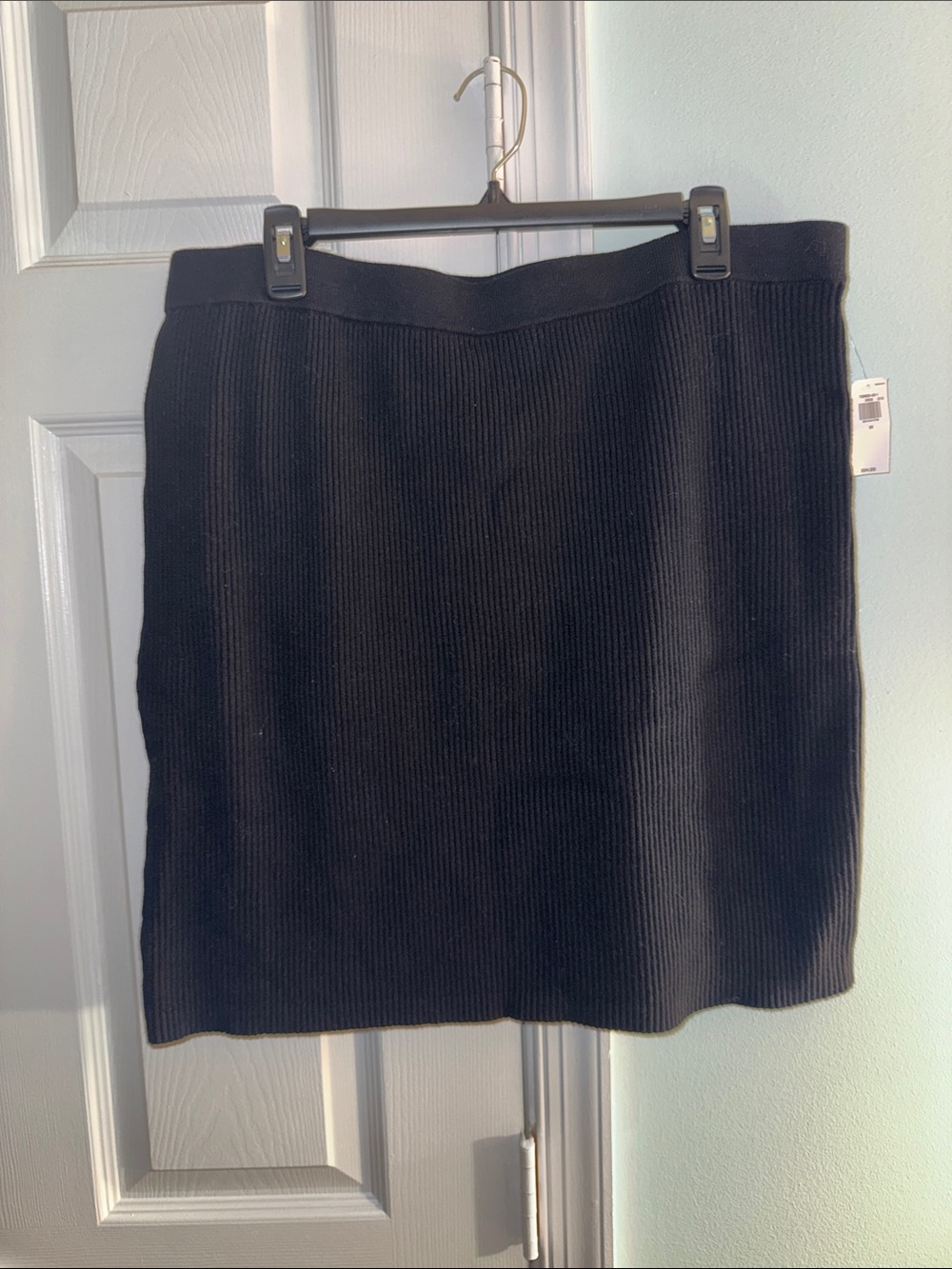Old Navy Black Ribbed Knit Pencil Skirt
